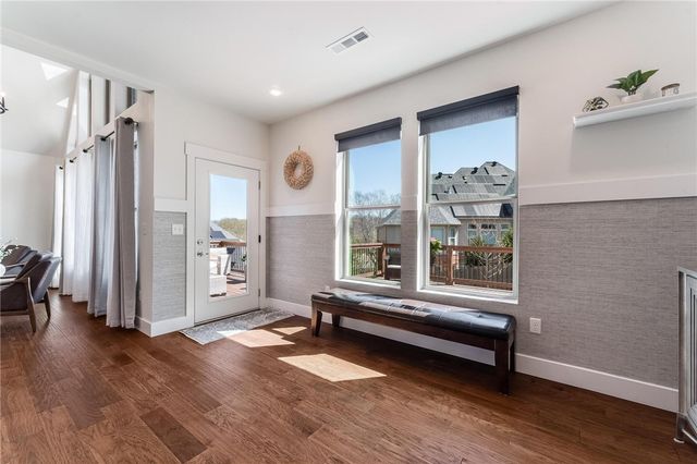 3706 NW Riverbend Road, Bentonville, AR 72712