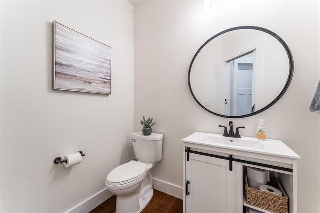 3706 NW Riverbend Road, Bentonville, AR 72712