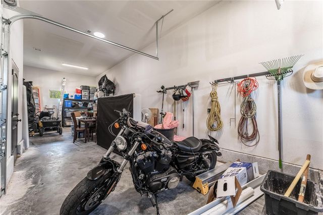 3706 NW Riverbend Road, Bentonville, AR 72712