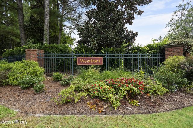 707 Beachwalk Drive, Winnabow, NC 28479