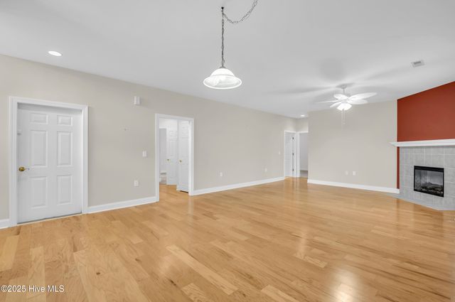 707 Beachwalk Drive, Winnabow, NC 28479