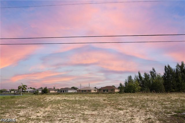 1118 SW 31st TER, Cape Coral, FL 33914