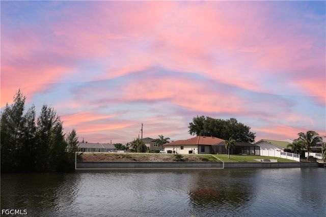 1118 SW 31st TER, Cape Coral, FL 33914