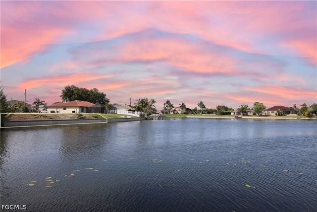1118 SW 31st TER, Cape Coral, FL 33914