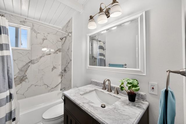 1111 Marionola Way, Pinole, CA 94564