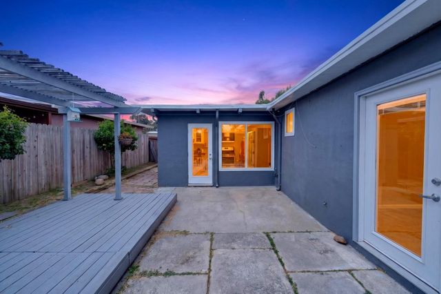 1111 Marionola Way, Pinole, CA 94564