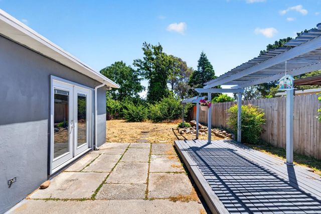 1111 Marionola Way, Pinole, CA 94564