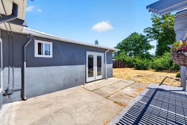 1111 Marionola Way, Pinole, CA 94564