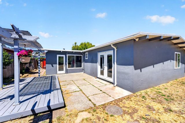 1111 Marionola Way, Pinole, CA 94564