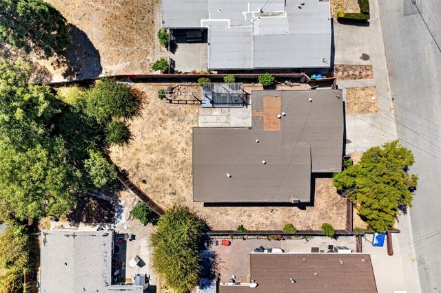 1111 Marionola Way, Pinole, CA 94564