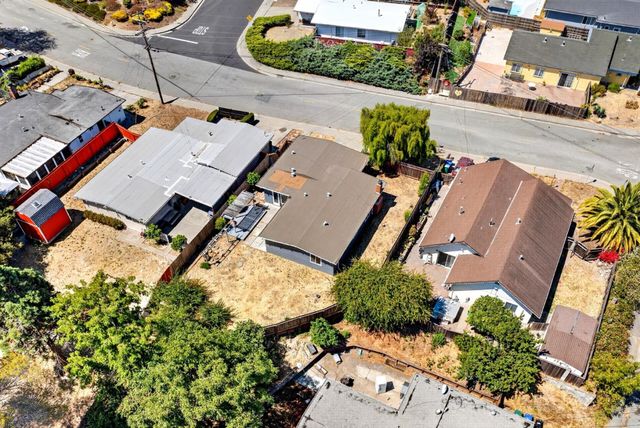 1111 Marionola Way, Pinole, CA 94564