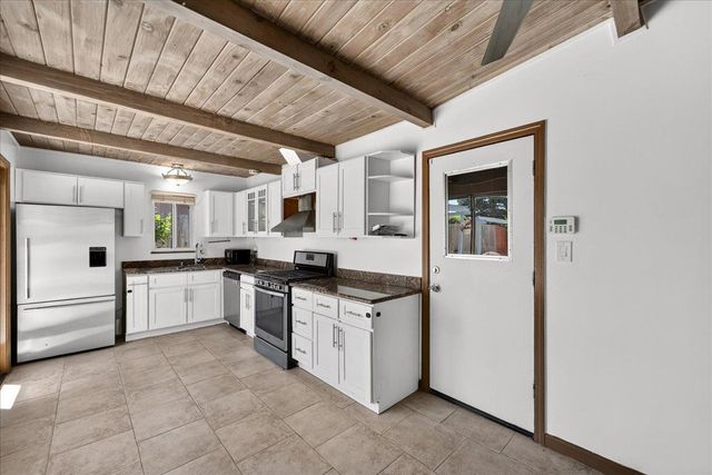 1111 Marionola Way, Pinole, CA 94564