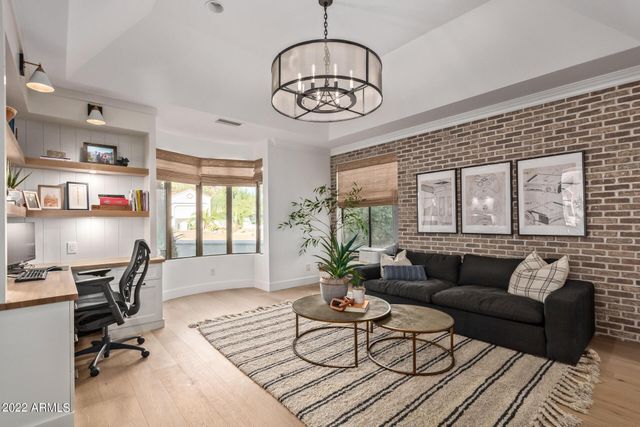 6352 E Vista Drive, Paradise Valley, AZ 85253