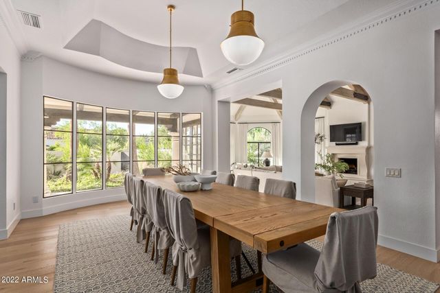 6352 E Vista Drive, Paradise Valley, AZ 85253