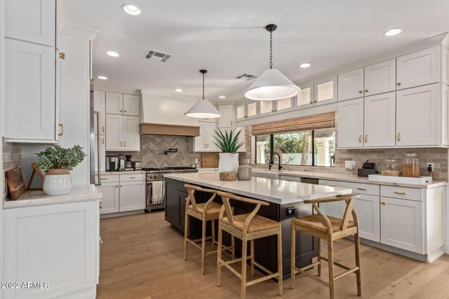 6352 E Vista Drive, Paradise Valley, AZ 85253