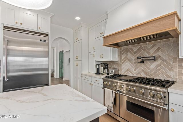 6352 E Vista Drive, Paradise Valley, AZ 85253