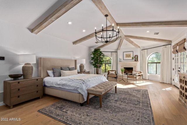 6352 E Vista Drive, Paradise Valley, AZ 85253
