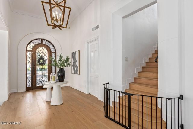 6352 E Vista Drive, Paradise Valley, AZ 85253