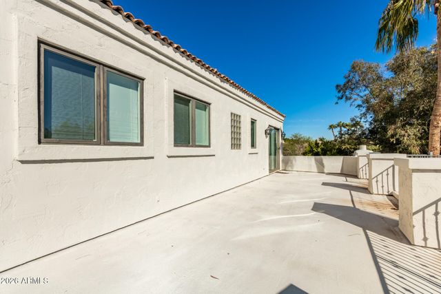 6352 E Vista Drive, Paradise Valley, AZ 85253