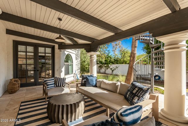 6352 E Vista Drive, Paradise Valley, AZ 85253