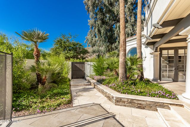 6352 E Vista Drive, Paradise Valley, AZ 85253