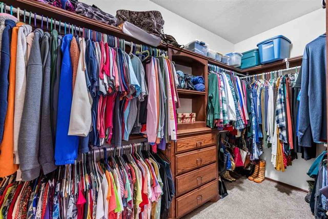 282 Road Runner Dr, Fletcher, OK 73541