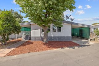 2400 W Midvalley Avenue S8, Visalia, CA 93277
