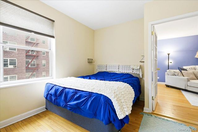 67-38 108th Street C34, Forest Hills, NY 11375