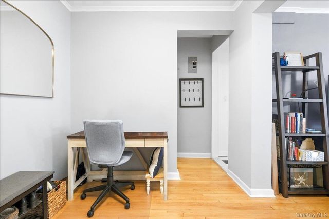 67-38 108th Street C34, Forest Hills, NY 11375