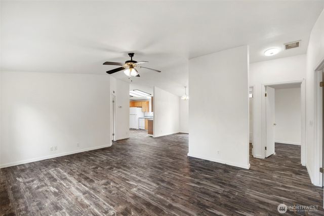 102 Tory Lynn Drive, Winlock, WA 98596