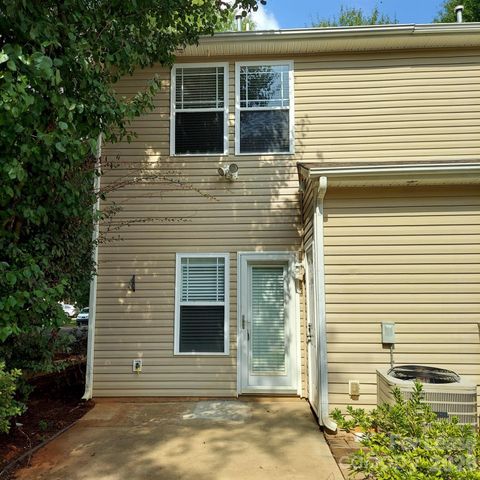 12302 Walden Lea Drive, Huntersville, NC 28078