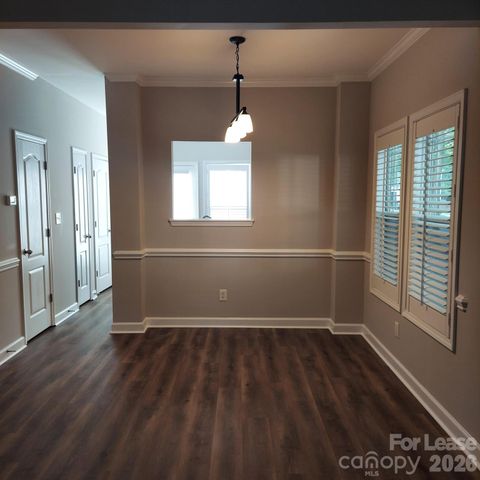 12302 Walden Lea Drive, Huntersville, NC 28078