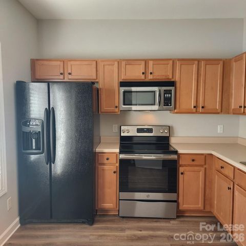 12302 Walden Lea Drive, Huntersville, NC 28078