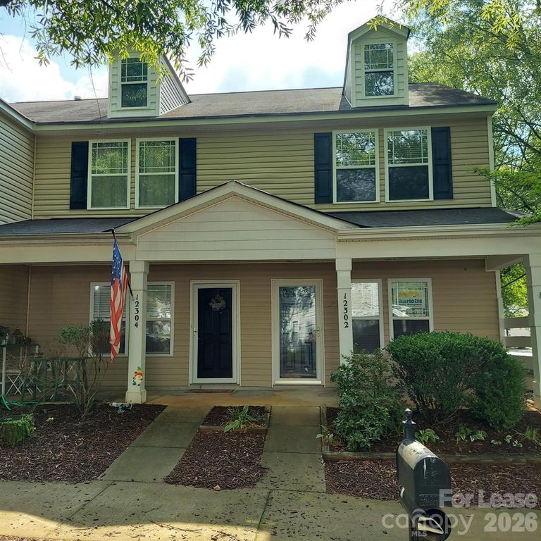 12302 Walden Lea Drive, Huntersville, NC 28078