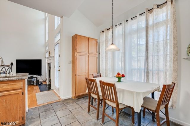 62 Magellan Way, Franklin Twp., NJ 08823