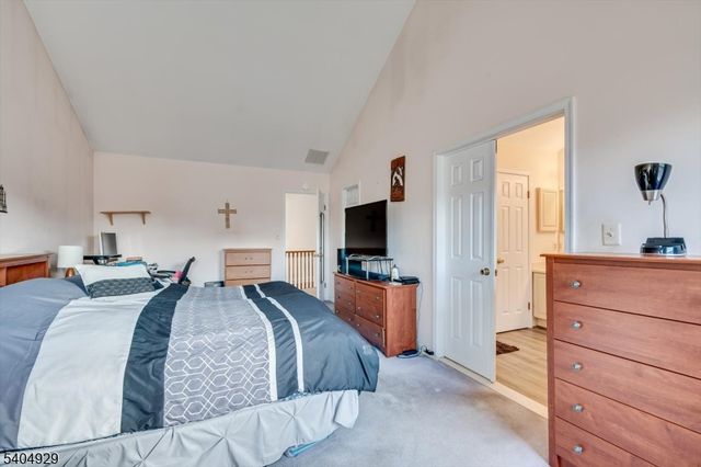 62 Magellan Way, Franklin Twp., NJ 08823