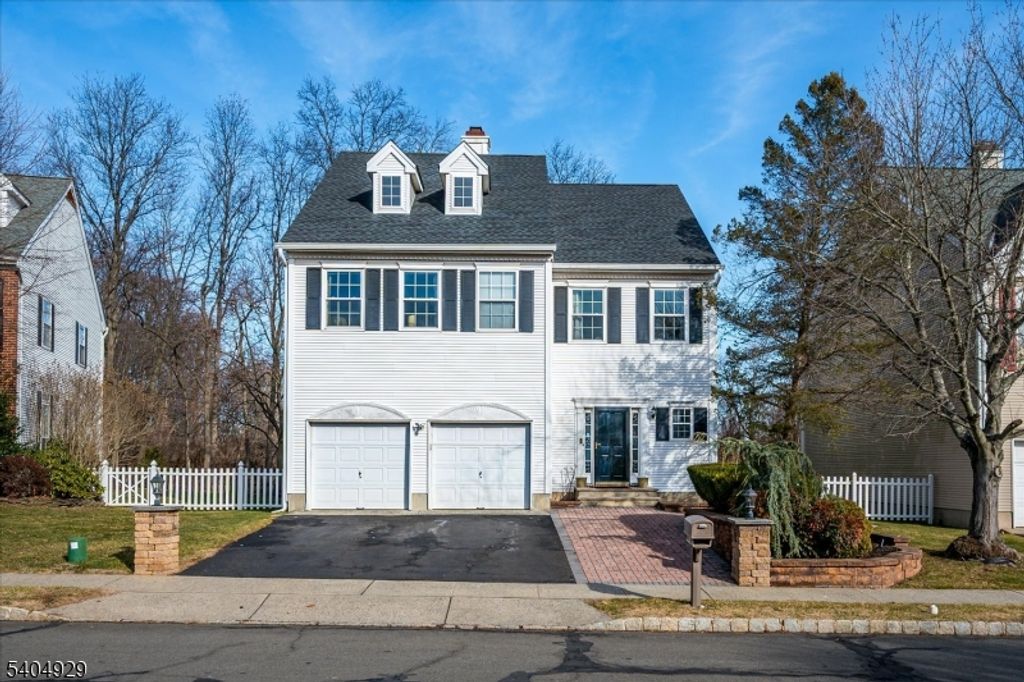62 Magellan Way, Franklin Twp., NJ 08823