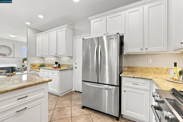 1116 Maggie Ln, Walnut Creek, CA 94597