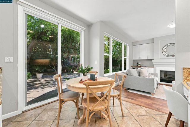 1116 Maggie Ln, Walnut Creek, CA 94597