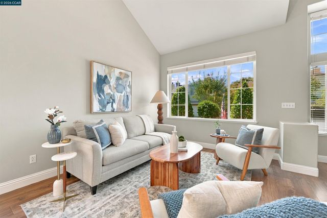 1116 Maggie Ln, Walnut Creek, CA 94597