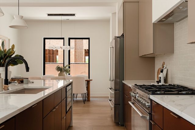 627 Richmond Bnd, Nashville, TN 37206