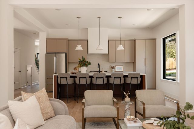 627 Richmond Bnd, Nashville, TN 37206
