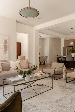 627 Richmond Bnd, Nashville, TN 37206