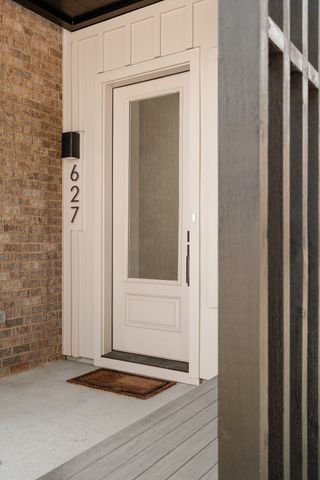 627 Richmond Bnd, Nashville, TN 37206