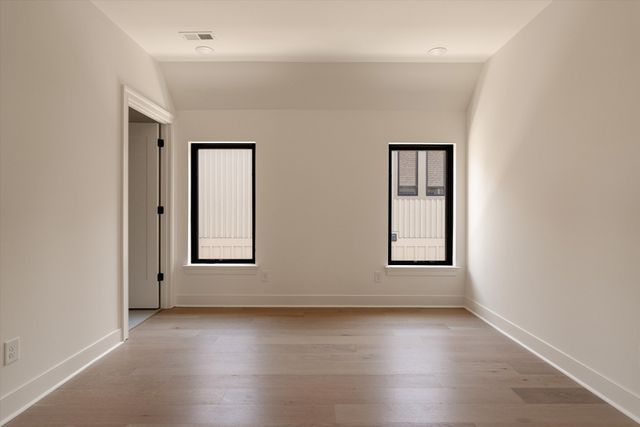 627 Richmond Bnd, Nashville, TN 37206
