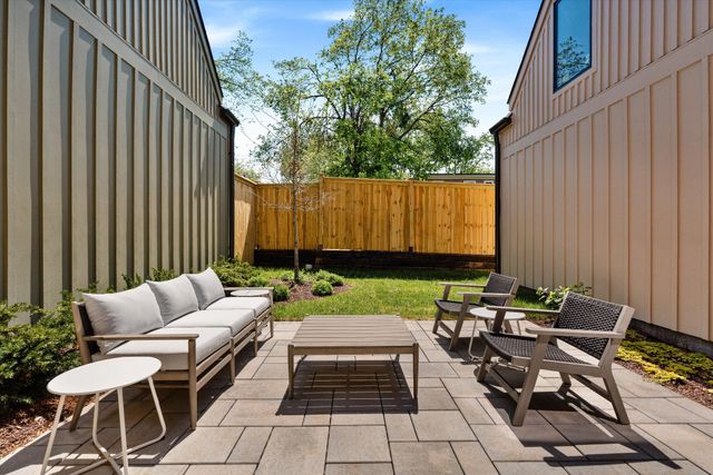 627 Richmond Bnd, Nashville, TN 37206