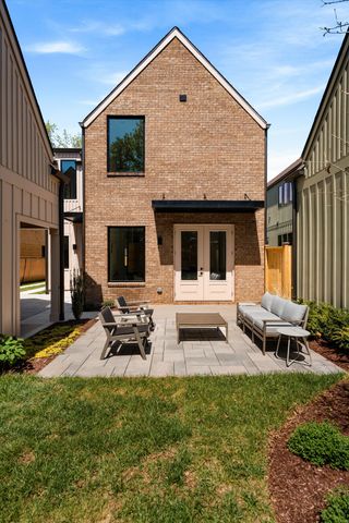 627 Richmond Bnd, Nashville, TN 37206