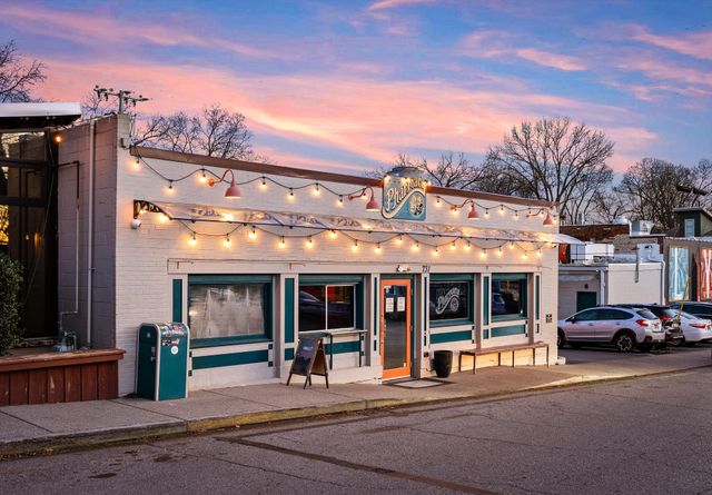 627 Richmond Bnd, Nashville, TN 37206