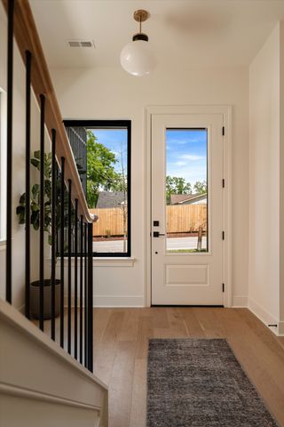 627 Richmond Bnd, Nashville, TN 37206
