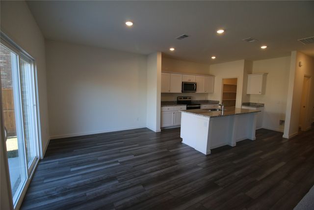 1246 Herring Drive, Forney, TX 75126